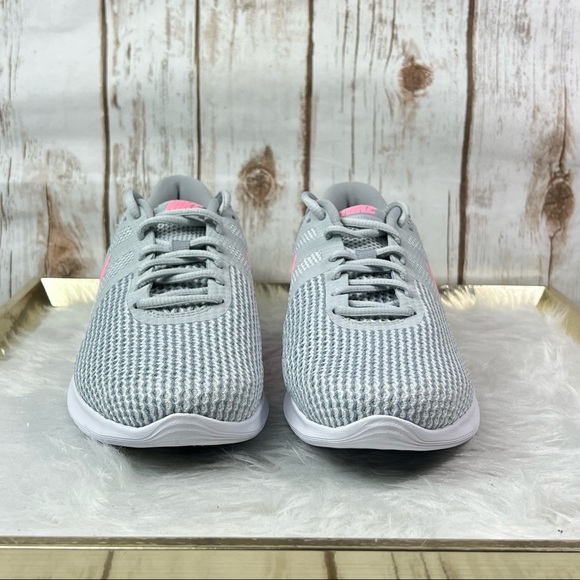 New Nike Revolution 4 Running Sneakers Wide - Picture 7 of 9